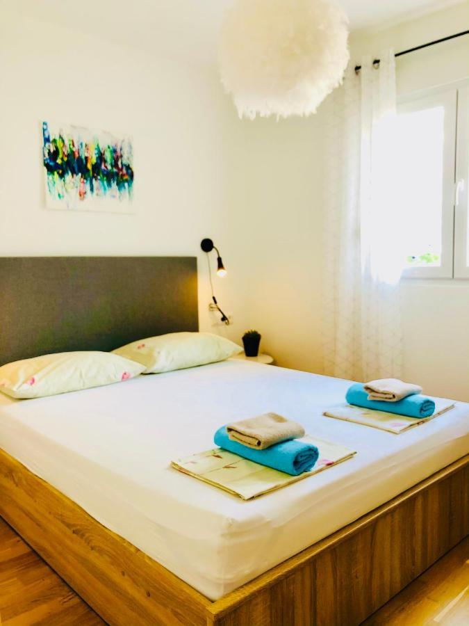 Villa Dani Sea & Pool Apartments Trogir Dış mekan fotoğraf
