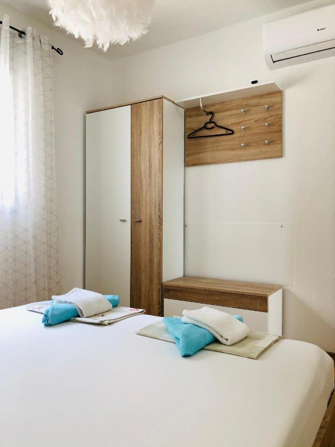 Villa Dani Sea & Pool Apartments Trogir Dış mekan fotoğraf
