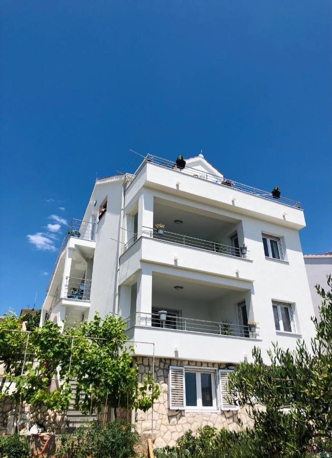 Villa Dani Sea & Pool Apartments Trogir Dış mekan fotoğraf